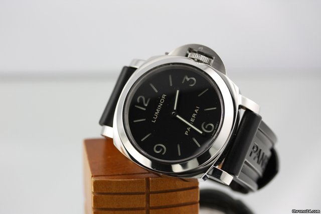 Panerai Officine Panerai Luminor Base 112 H-Serie aus 2005 watches