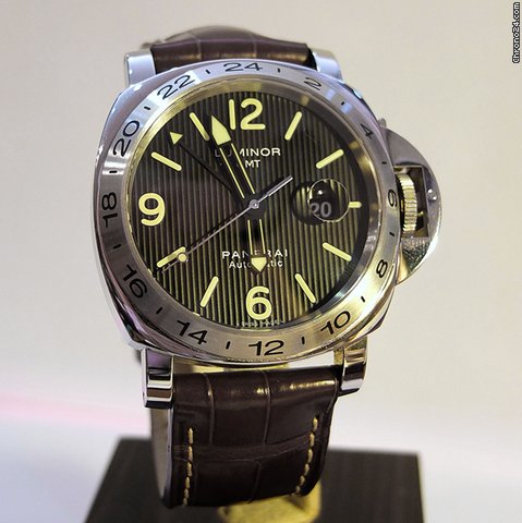 Panerai luminor gmt watches