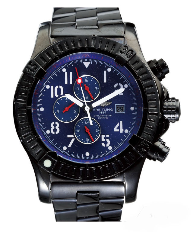 Breitling Aeromarine Chrono Avenger A13380 PVD Case 45mm Midsize Watch watches