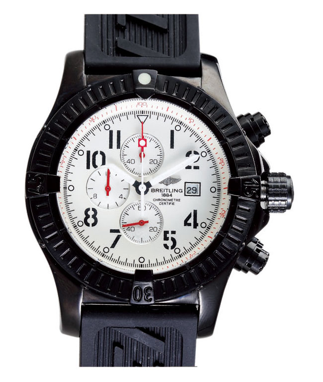 Breitling Aeromarine Chrono Avenger A1338012/g692-1OR 45mm Midsize Watch watches