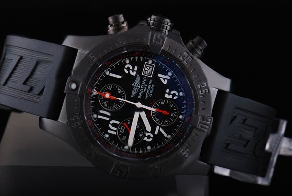 Breitling Avenger Skyland A1338012/B975/200S 45mm Black Dial Automatic Watch watches