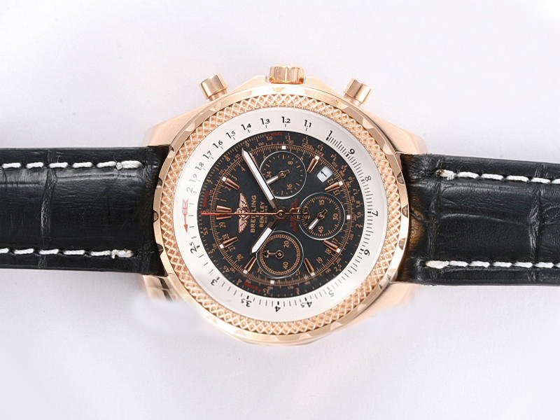 Breitling Bentley Motors GMT Rubber Black Dial Black Dial Quartz Chronograph Round Watch watches