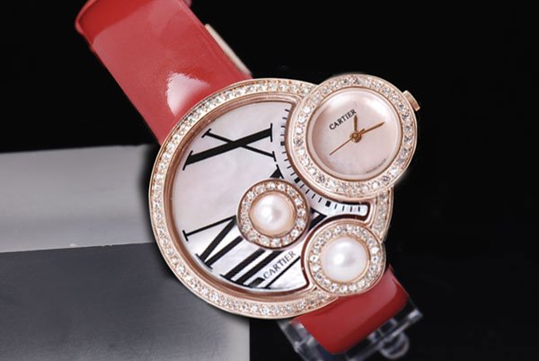 Cartier Libre WJ304850 Diamond Bezel Gold Dial Red Cow Leather Strap Watch watches