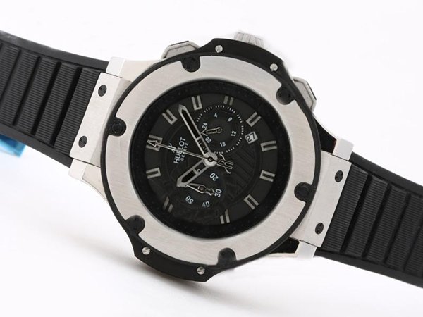 Hublot 2009 Novelties King Power 715.CI.1110.RX 44.5mm Black Dial Watch watches