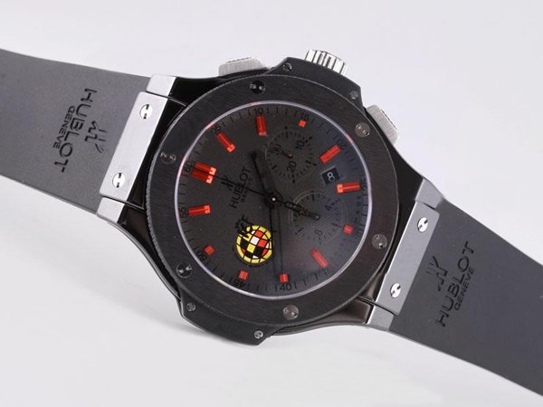 Hublot Big Bang 44mm 301.AM.130.RX.YCM07 44mm Black Rubber Strap Midsize Watch watches