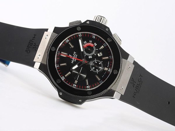 Hublot Luna Rossa 301.CM.131.RX.LUN06 44.5mm Midsize Stainless Steel Case Watch watches