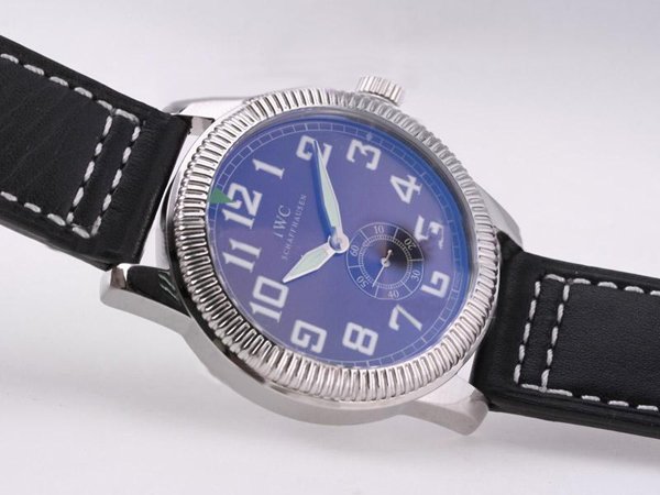 IWC Pilots Classic Hand-Wound IW325401 Round Black Stainless Steel Strap Blue Dial Watch watches