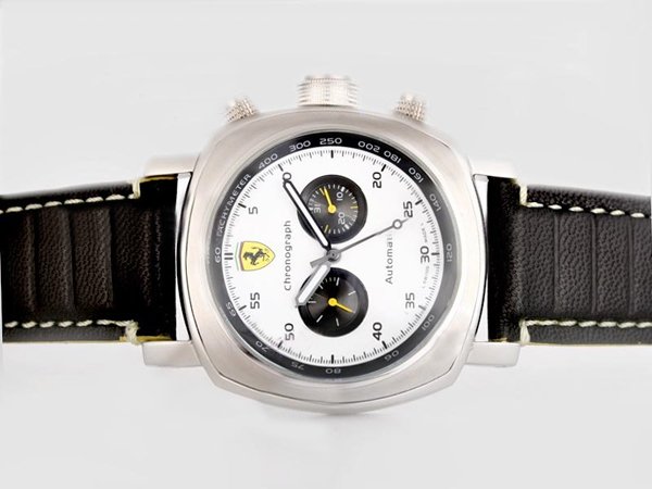 Panerai Ferrari Scuderia FER00008 Midsize 45mm Automatic Watch watches