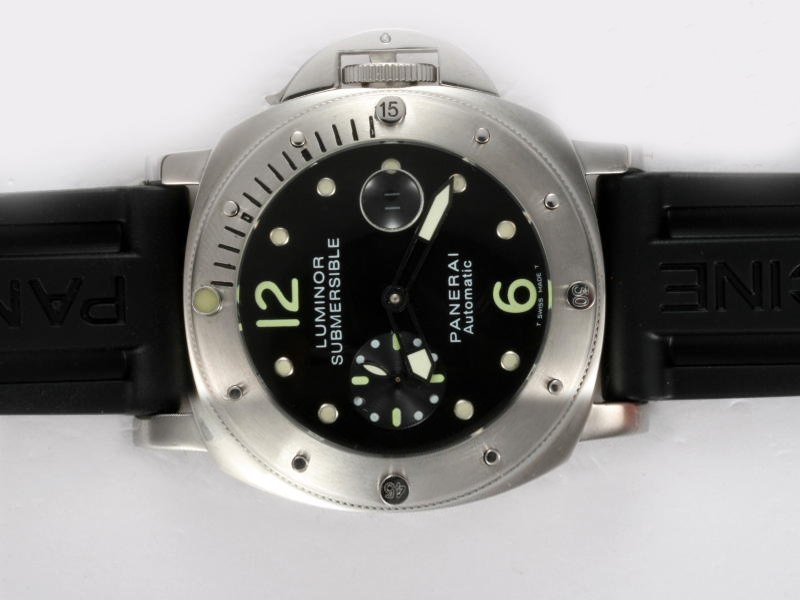 Panerai Luminor PAM00024 Black Rubber Strap Stainless Steel Bezel Watch watches