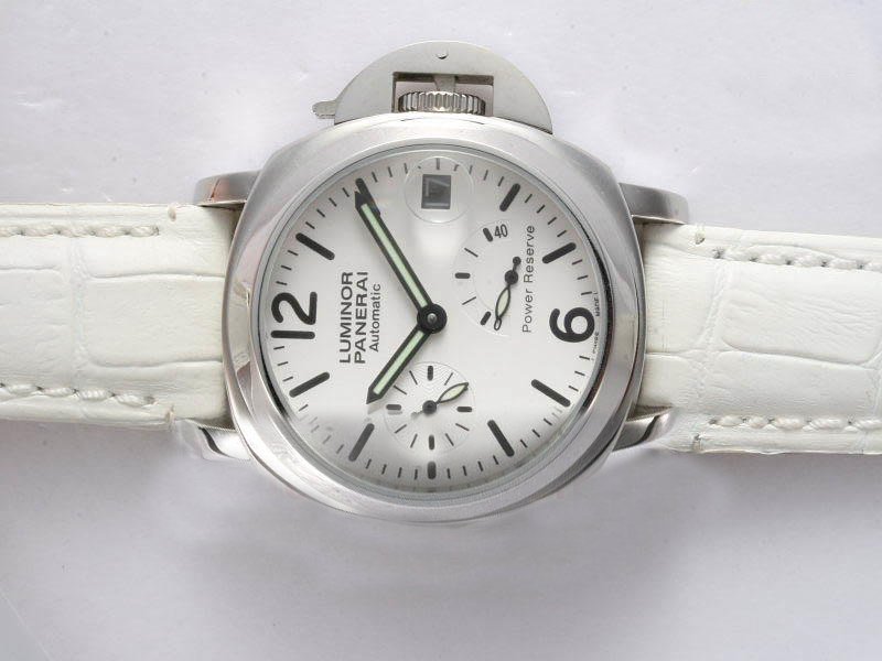 Panerai Luminor PAM00090 Round Stainless Steel Case White Dial Watch watches