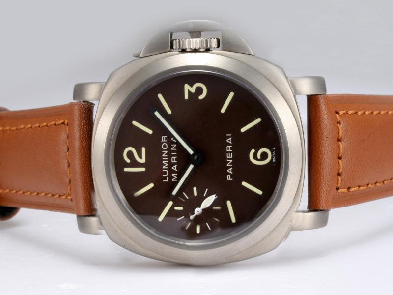 Panerai Luminor PAM00111 Midsize Titanium Case Stainless Steel Bezel Watch watches