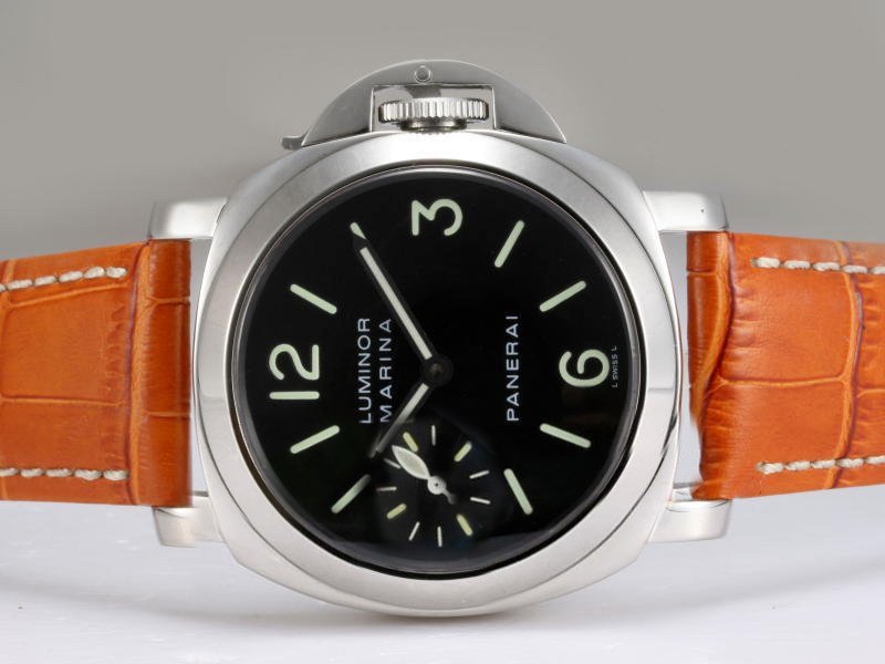 Panerai Luminor PAM00111 Round Brown Cow Leather Strap Black Dial Watch watches