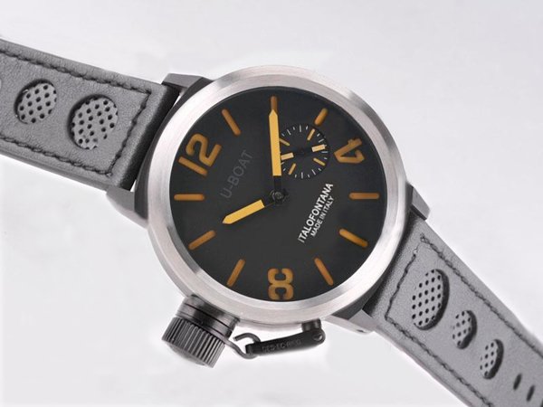 U-Boat Italo Fontana 5571 Stainless Steel Bezel Mens Watch watches
