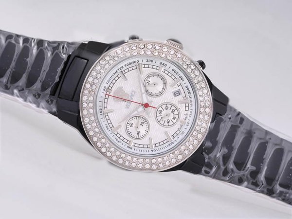 Versace Dv One 2702 Round Quartz Chronograph White Dial Watch watches