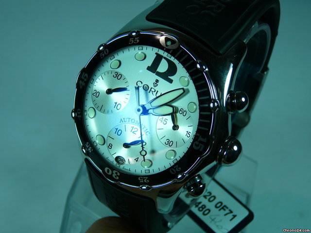 Corum BUBBLE CRONO DIVER WATCHES 2
