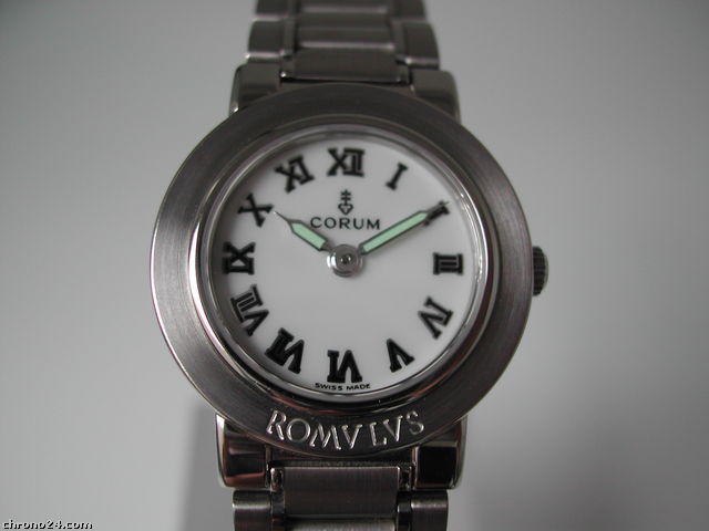 Corum Romulus Quarz WATCHES 2