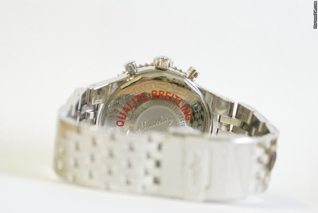Breitling Navitimer World WATCHES 2