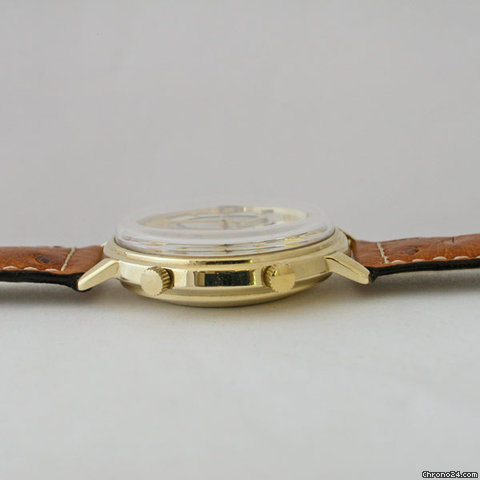 Jaeger-LeCoultre memovox WATCHES 2