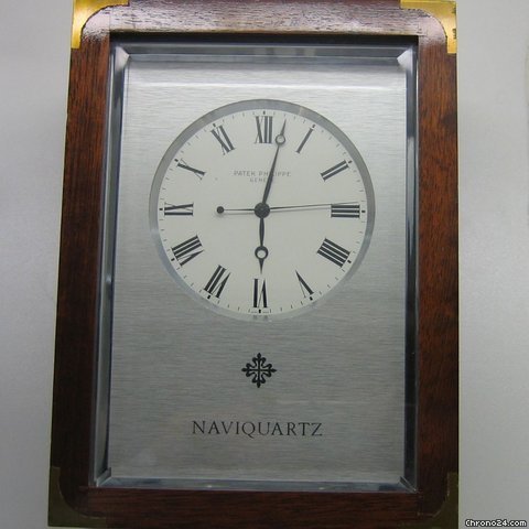 Patek Philippe Tischuhr NAVIQUARTZ E1200 WATCHES 2