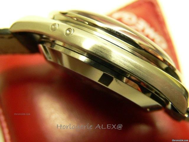 replica Omega Moonphase Speedmaster Professional WATCHES 1 
