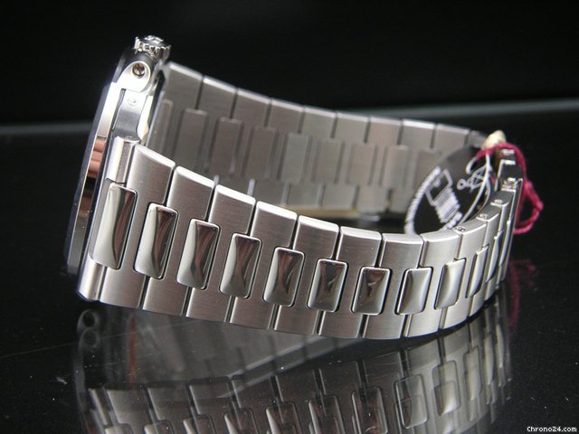 Patek Philippe Nautilus Fasi Luna WATCHES 2