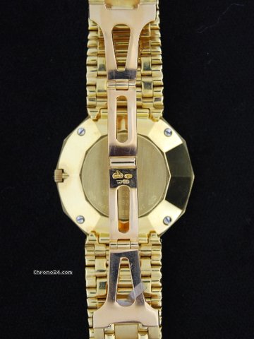 replica Corum ADMIRAL gold 18k WATCHES 1