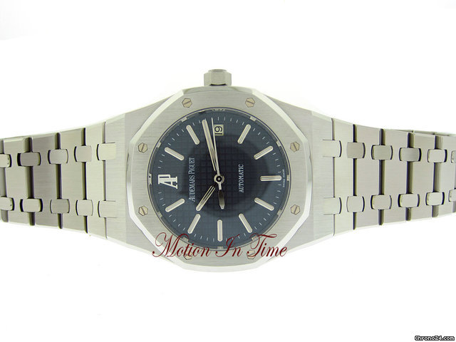 Audemars Piguet ROYAL OAK AUTOMATIC JUMBO STAINLESS STEEL-SKELETON BACK 40mm WATCHES 2