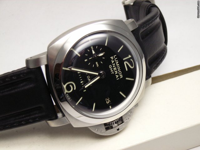 Panerai Luminor 1950 8days WATCHES 2