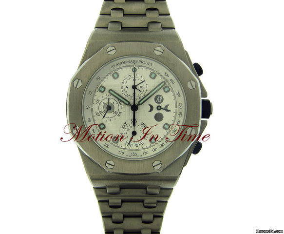 Audemars Piguet ROYAL OAK OFFSHORE PERPETUAL CALENDAR CHRONOGRAPH TITANIUM WATCHES 2