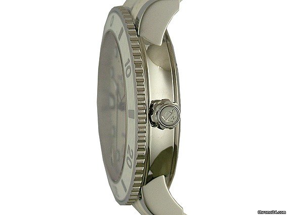 Ulysse Nardin Diver Automatik 40mm WATCHES 2