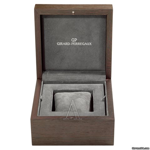 Girard Perregaux Men's Vintage 1945 Watch WATCHES 2
