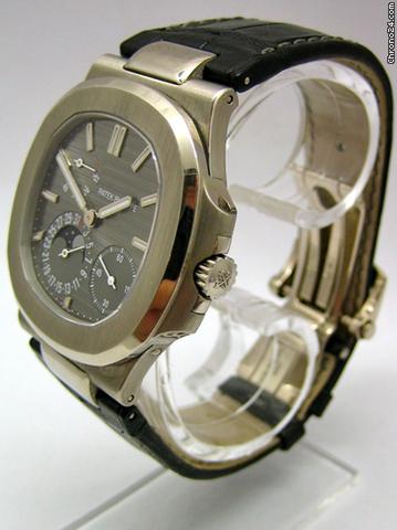 Patek Philippe Nautilus 5712G Wei gold Jumbo WATCHES 2