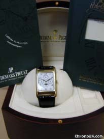 replica Audemars Piguet Gent's 18K Yellow Gold Rectangular Case Perpetual Calendar WATCHES 1 