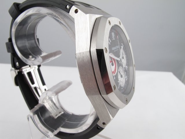 Audemars Piguet Royal Oak City of Sails in Platinum unworn WATCHES 2