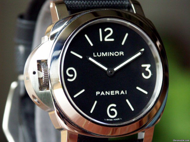 Panerai PAM 219 Luminor Base Model Destro Sandwich Dial 44 mm: Retail WATCHES 2