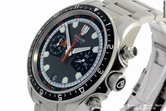 Tudor Heritage Chrono 70330N WATCHES 2