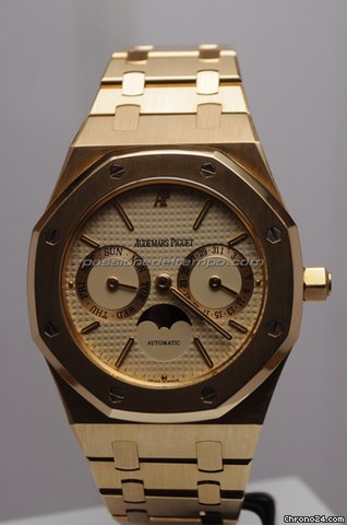 Audemars Piguet DAY DATE MOONPHASE ROYAL OAK WATCHES 2