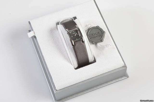 replica Ebel Beluga Manchette mit Diamanten DAU WATCHES 1