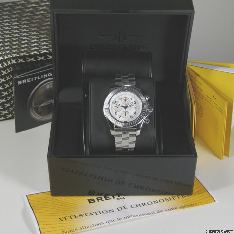 Breitling Chronograph SUPER AVENGER, 48,4 mm, Stahl, Neu/Ungetragen WATCHES 2