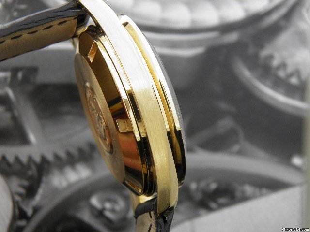 Omega Speedmmaster Broad arrow WATCHES 2