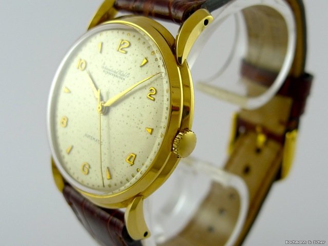 IWC Vintage Gentlemans Watch, Automatic, 18k Yellow Gold WATCHES 2