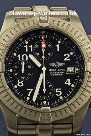 Breitling Avenger Chrono WATCHES 2