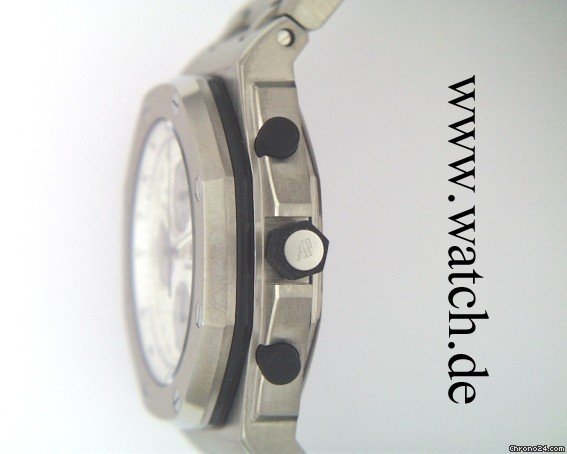 Audemars Piguet Royal Oak Offshore Chronograph Titan 44mm WATCHES 2