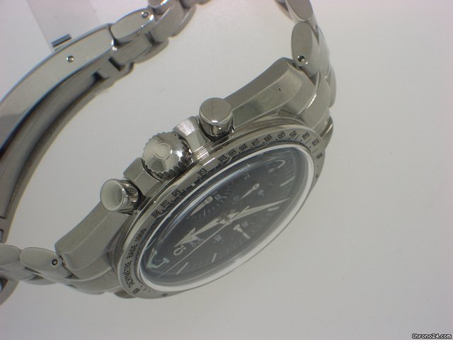 Omega Speedmaster Broad Arrow WATCHES 2