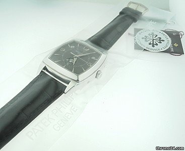 Patek Philippe Cushion Perpetual made for Tiffany&Co. 5135G WATCHES 2