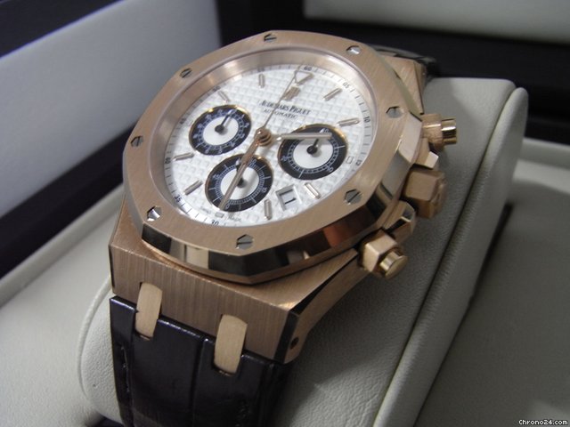 Audemars Piguet Royal Oak Chronograph Rose Gold White Dial WATCHES 2