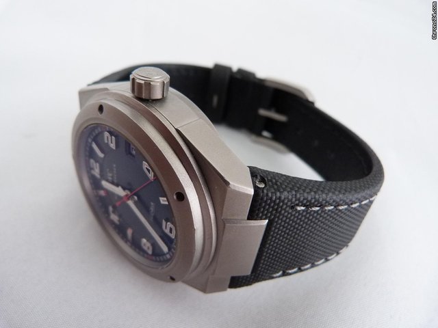 IWC Ingieneur AMG Automatik IW322703 - neuer Service WATCHES 2