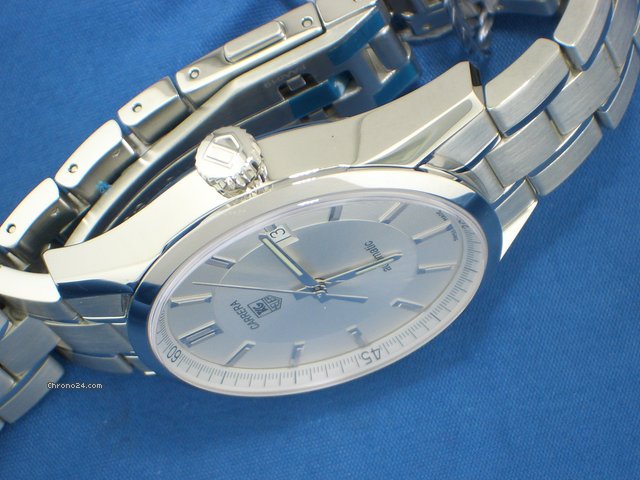 TAG Heuer Carrera Solo Tempo WATCHES 2