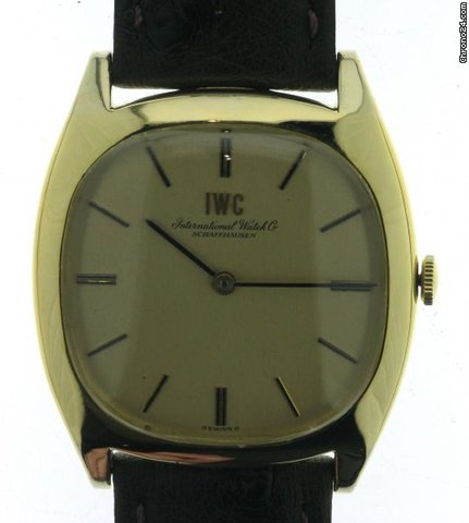 IWC Vintage Gold WATCHES 2