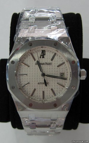 Audemars Piguet Ref 15300 St.00.122ost.01 Wow WATCHES 2